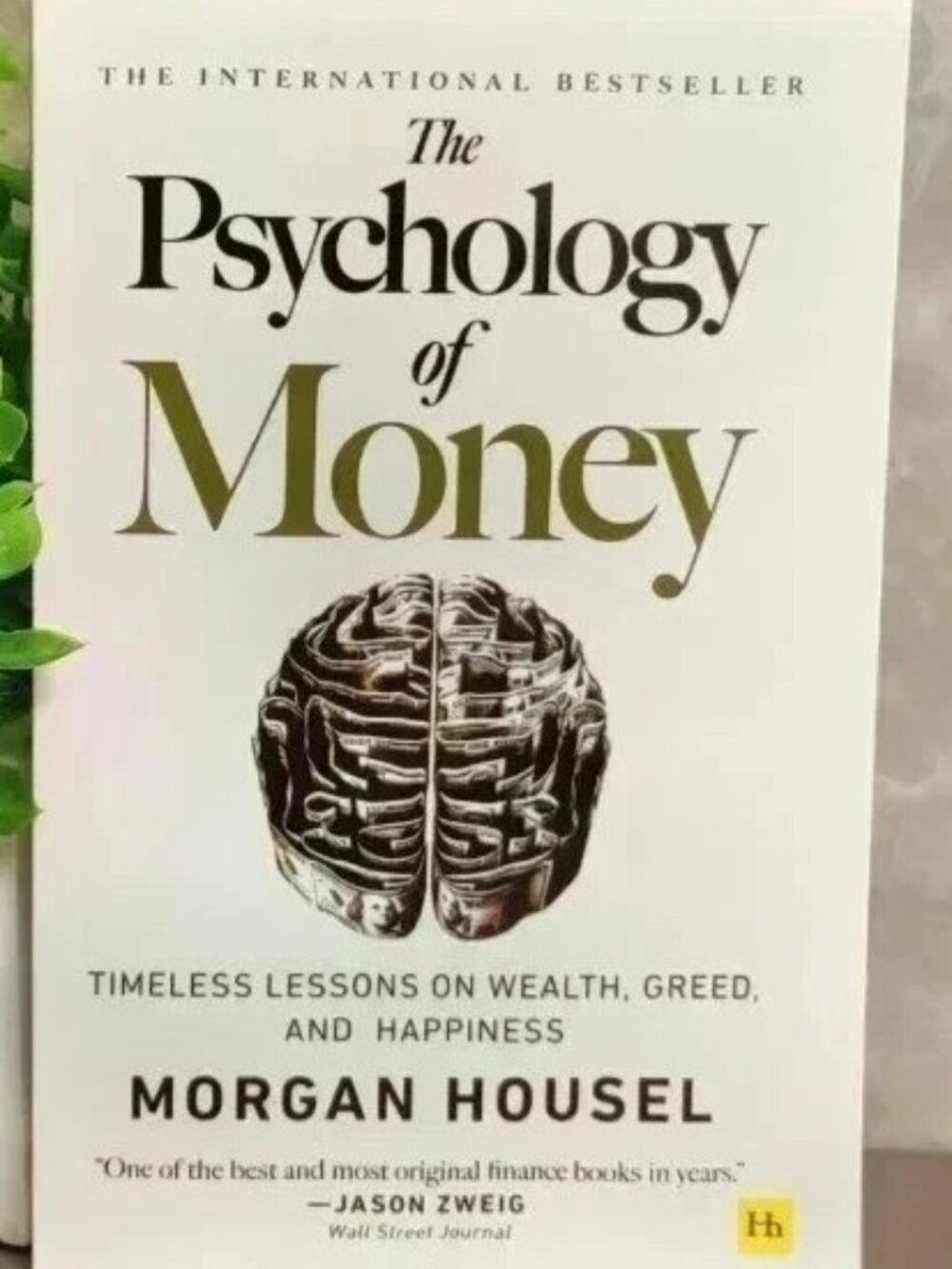 The Psychlogy of Money PaperBack Book by Morgan Housel ISBN 9780857197689-Sealed